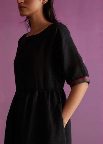 Kiri Signature Linen Dress- Black