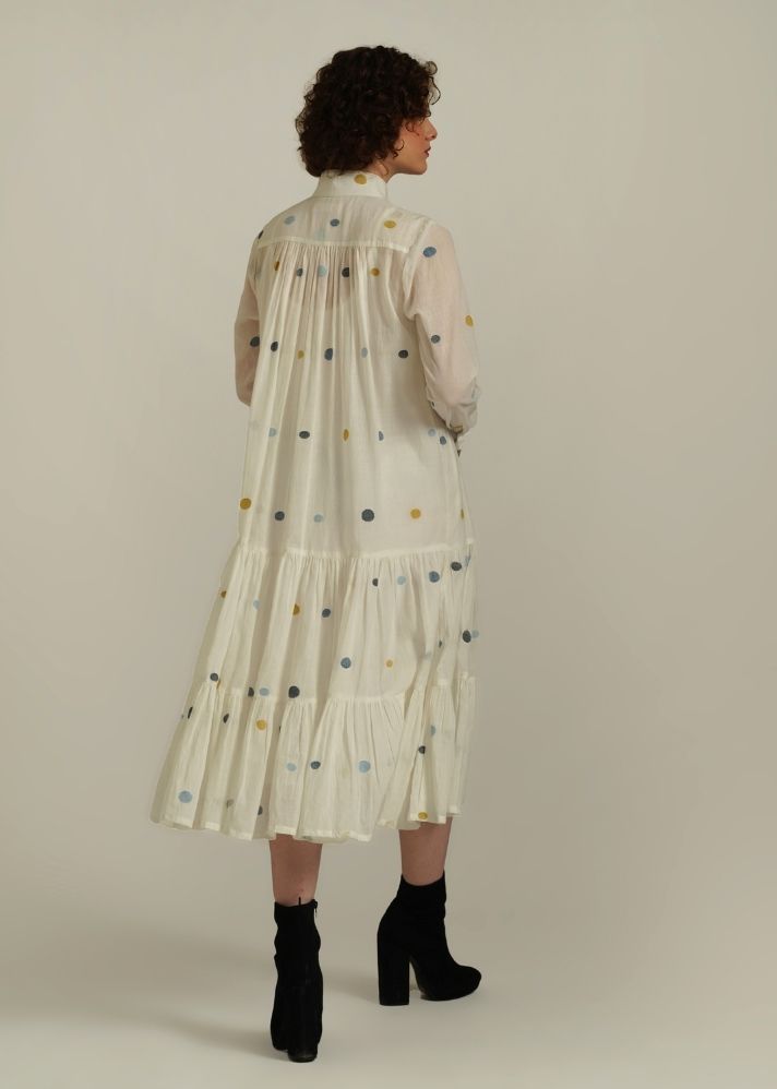 A Model Wearing Beige Pure Cotton Royale XXXVI, curated by Only Ethikal