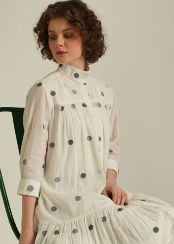 A Model Wearing Beige Pure Cotton Royale XXXVII, curated by Only Ethikal