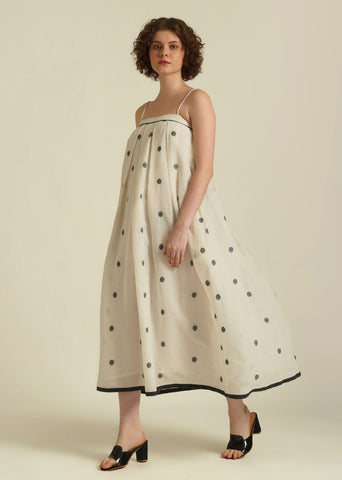 A Model Wearing Beige Pure Cotton Royale XLIII, curated by Only Ethikal
