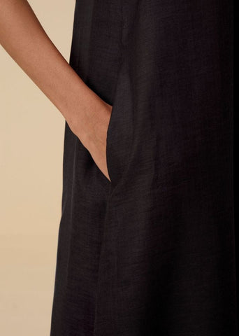 A Model Wearing Black Cotton silk Sansa Black Dress , curated by Only Ethikal