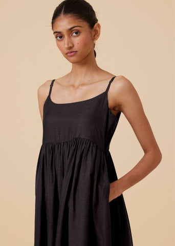 A Model Wearing Black Cotton silk Hamza Black Sleeveless Dress , curated by Only Ethikal