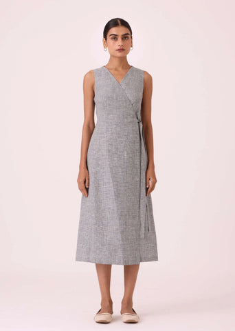 A Model Wearing Multicolor Linen Arandi Houndstooth Linen Dress, curated by Only Ethikal