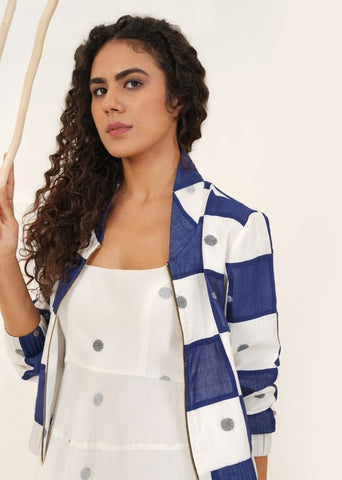 A Model Wearing Multicolor Handwoven Cotton Desert Lily Set, curated by Only Ethikal