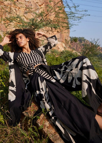 A Model Wearing Black Pure Cotton Wishful Urge Overlay curated by Only Ethikal
