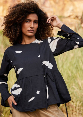 A Model Wearing Black Pure Cotton Droplet Blouse curated by Only Ethikal