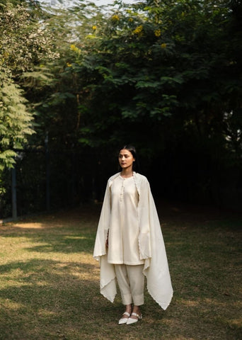 A Model Wearing White   Wool White  Iris Set ( With Stole ), curated by Only Ethikal
