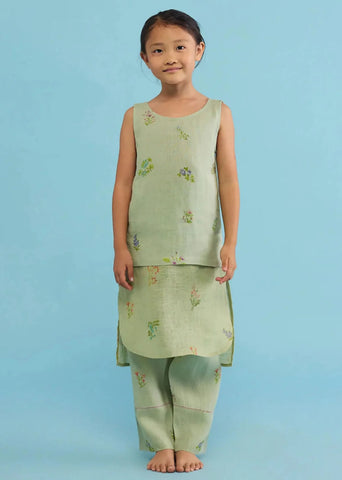 A Model Wearing Mint Linen Kids Aneya Patchwork Floral Linen Kurta Set- Mint, curated by Only Ethikal