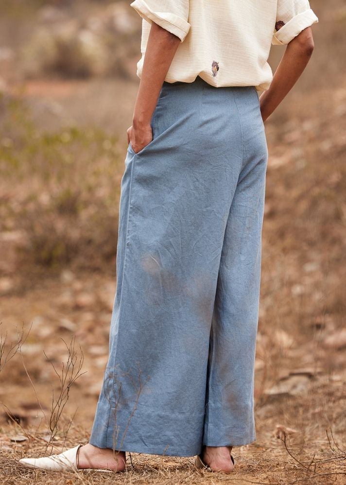 A Model Wearing Blue Cotton Mul Aasmaan Linen Pants,curated by Only Ethikal