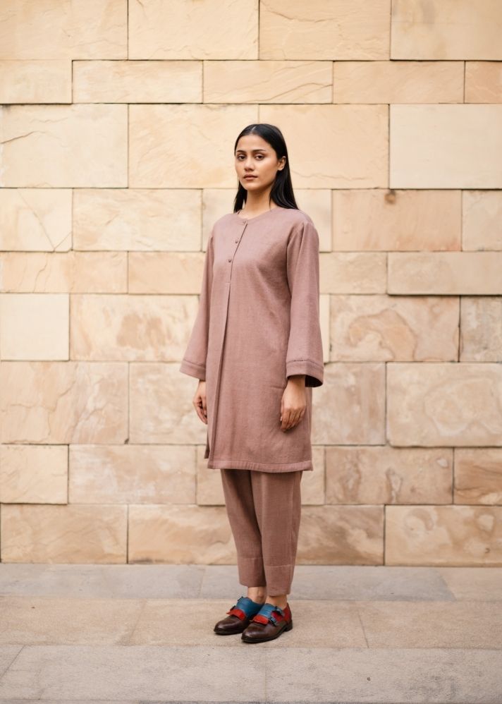 A Model Wearing Brown Wool Brown Iris Set( With Stole ), curated by Only Ethikal