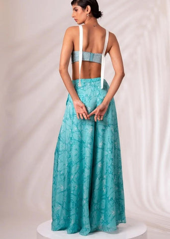 A Model Wearing Blue Handloom Chanderi Silk Zuri Co-Ord Set, curated by Only Ethikal