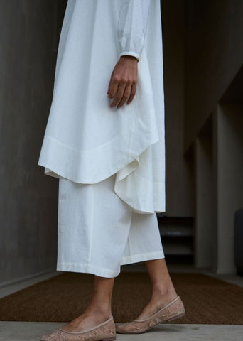 A Model Wearing White Cotton Khadi Woodstock Milk Set , curated by Only Ethikal