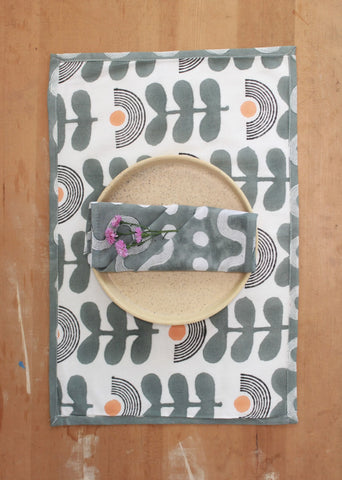 Modern Floral Sustainable Table Mat- Placemats- Set Of Four