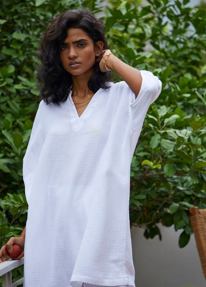 Woman wearing White Pure Cotton Moonshine Co-ord Set,by Kharakapas curated by Only Ethikal