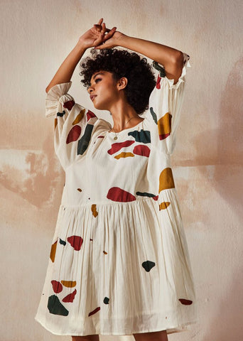 Med-Lay Dress