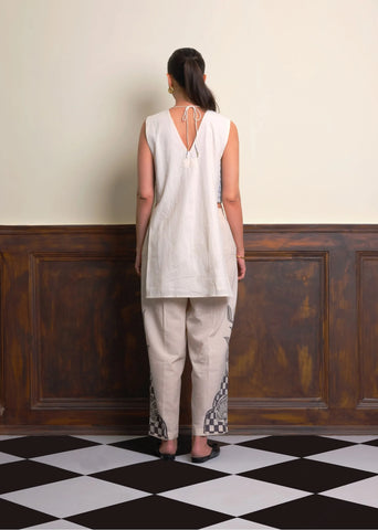 Scribbled In Threads Top