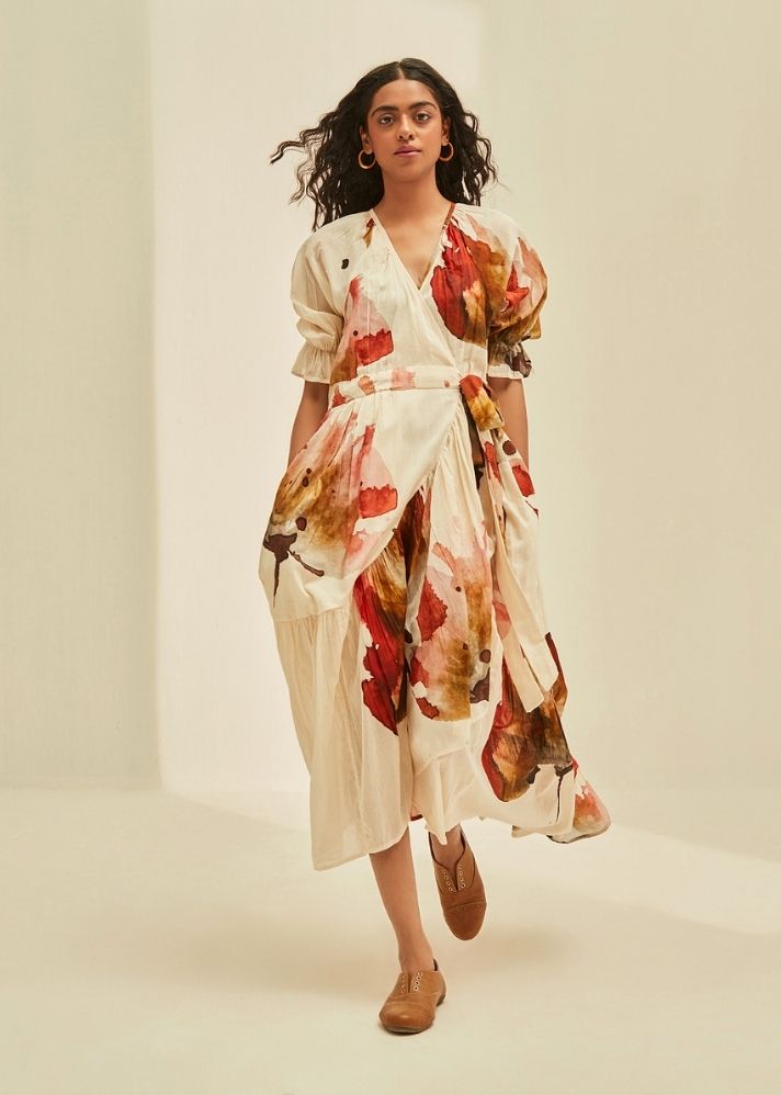 A Model Wearing White Cotton Mul Wild Poppy Wrap, curated by Only Ethikal
