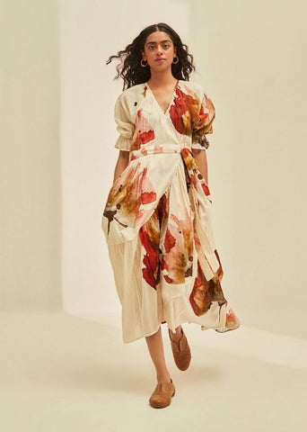 A Model Wearing White Cotton Mul Wild Poppy Wrap, curated by Only Ethikal