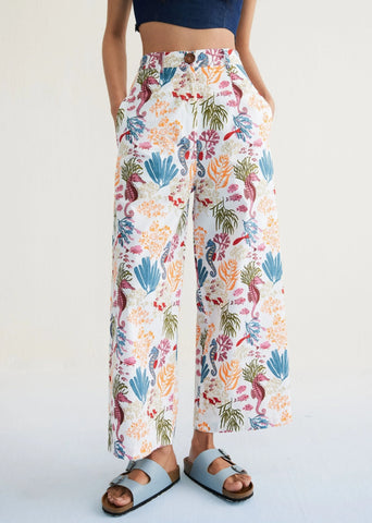 A Model Wearing White Organic Cotton The Seahorse Organic Cotton White Trousers, curated by Only Ethikal