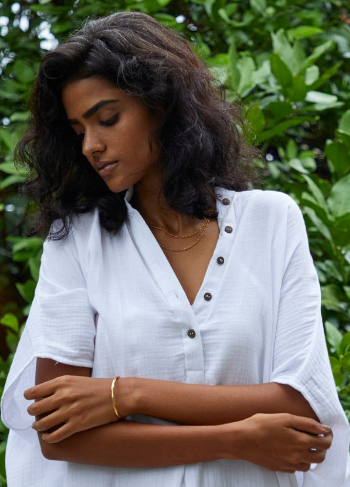 Women wearing ecofriendly white salt kaftan by karakappas curated by only ethikal