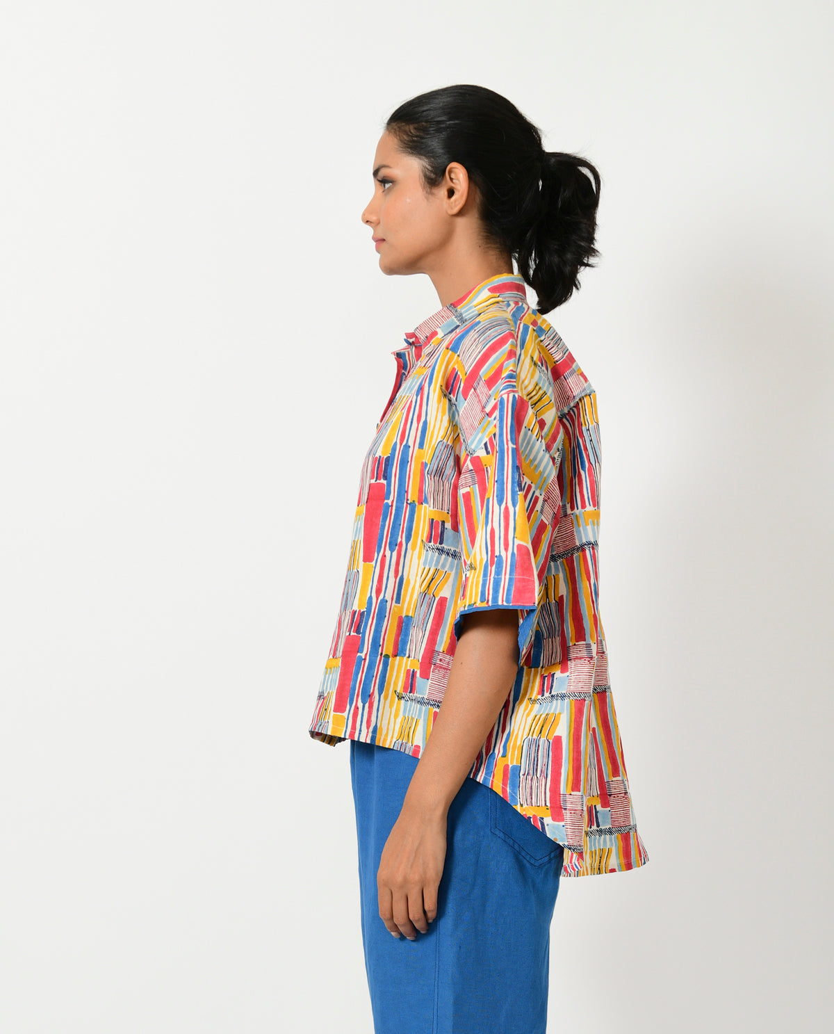 A Model Wearing Multicolor Organic Cotton Scribble Hand Block Linen Crop Shirt , curated by Only Ethikal
