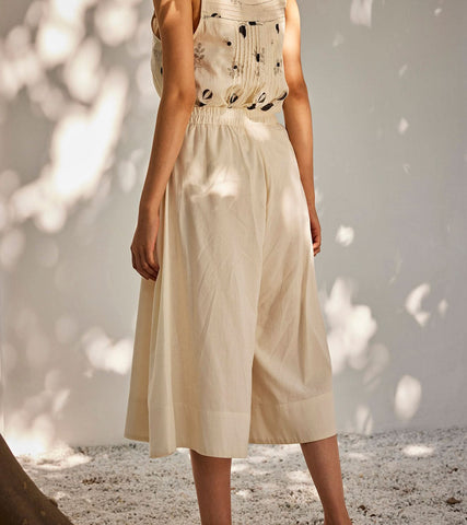 A Model Wearing White Pure Cotton Sweet Mist Culottes curated by Only Ethikal