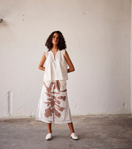 A Model Wearing Multicolor,Pure Cotton Butterscotch curated by Only Ethikal