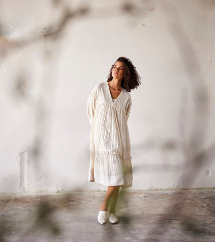 A Model Wearing White Pure Cotton Desi Mogra curated by Only Ethikal