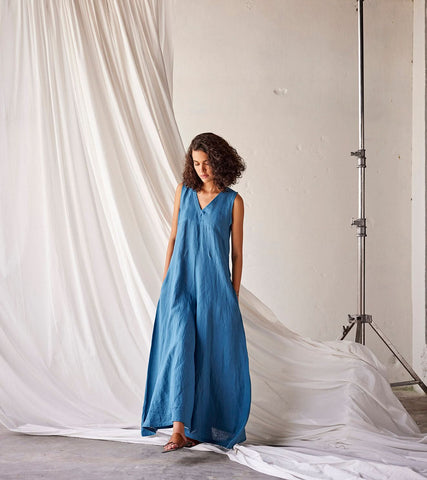 A Model Wearing Blue Linen Tambola Nights curated by Only Ethikal