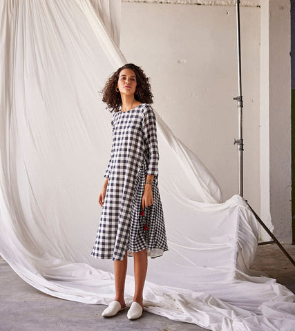 A Model Wearing Multicolor,Cotton Happy Space curated by Only Ethikal